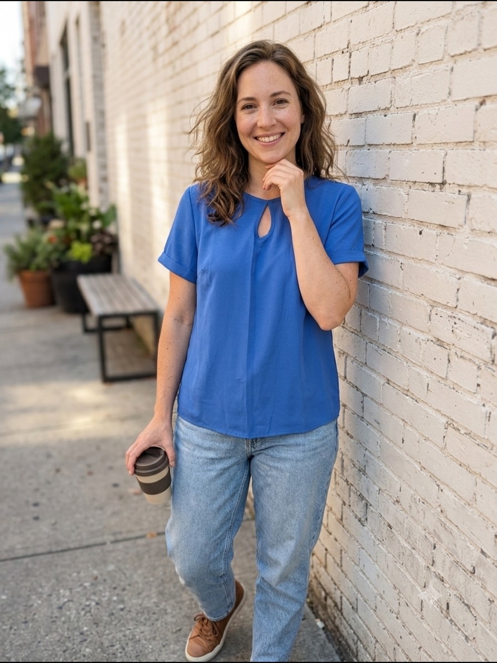Dioni‎ Women's Keyhole Neck Short Sleeve Top Cobalt Blue 90s Workwear